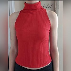 Vol. 1 Red Turtle Neck Sleeveless Cropped Top. Size Small. Like New!